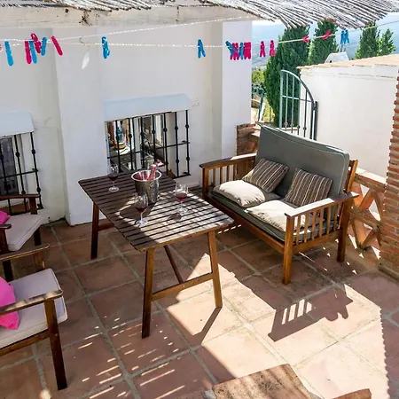 Encinas By Villa *